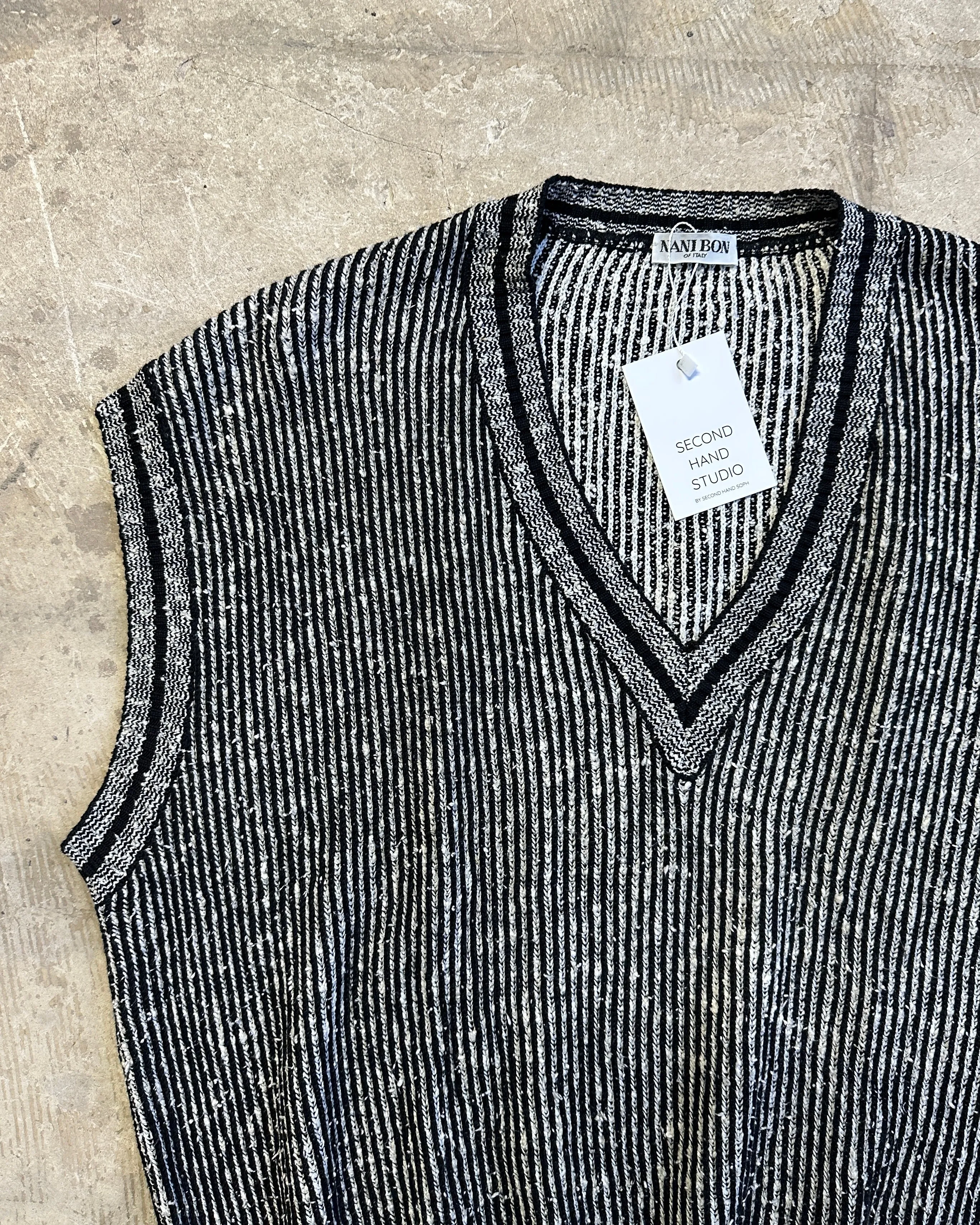 90s Vintage Grey Ribbed Knitted Vest - XXL